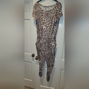 Leopard Print Jumpsuit M